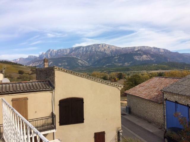 Gite Des Nals Montmaur-en-Diois Exterior photo